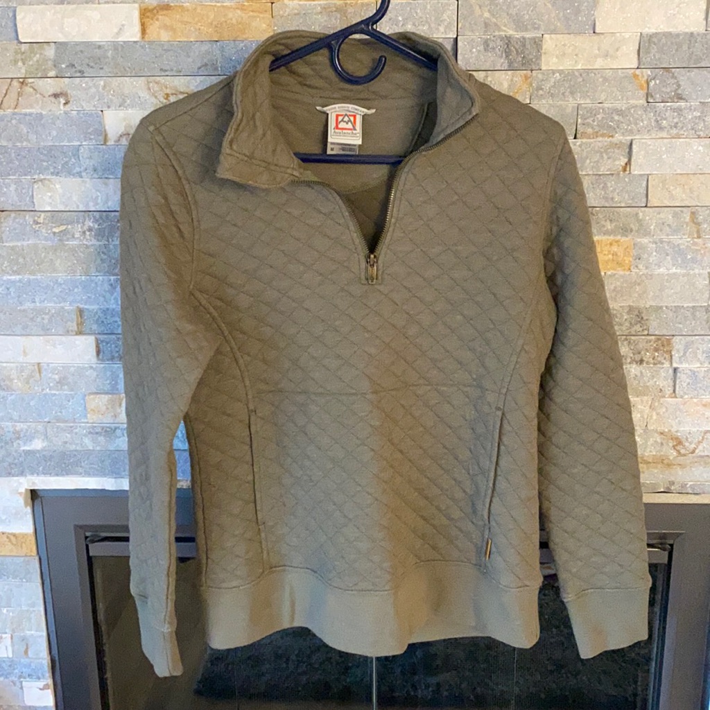 Avalanche Quilted Pullover With Pockets